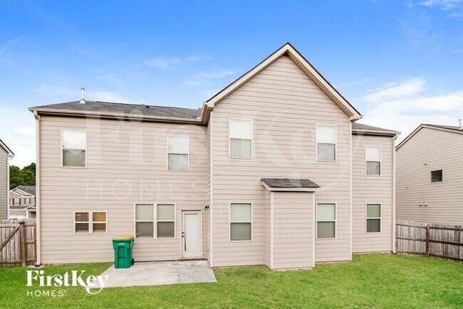 Building Photo - 2082 Massey Ln