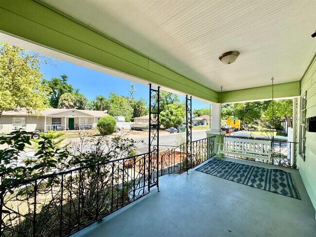 Building Photo - 3511 Bishop Eddie Newkirk Wy