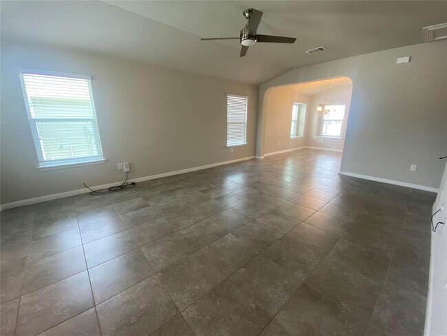 Building Photo - 18708 Obed River Dr