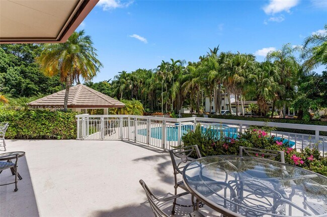 Building Photo - 6190 SW 102nd St