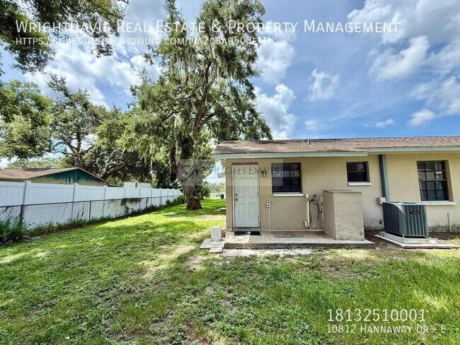Building Photo - 10812 Hannaway Dr