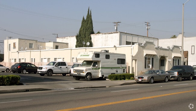 Primary Photo - 1371 Redondo Ave