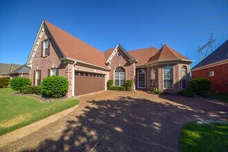 Building Photo - Great 3 bed, 2 bath home in Cordova with wonderful curb appeal.