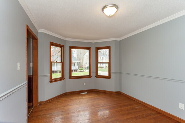 Building Photo - 3600 Ladywood Ct