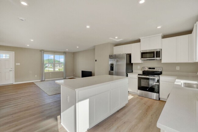 Building Photo - 69 Summerfield Dr