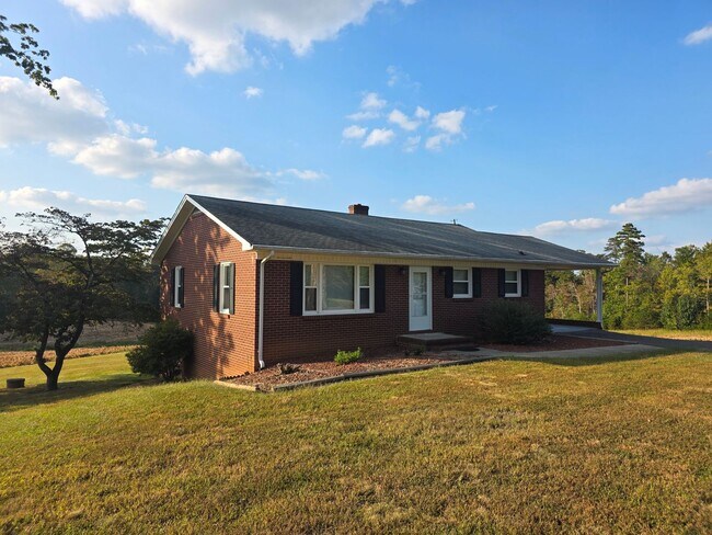 Building Photo - 3482 NC 268
