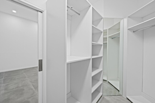 Building Photo - 2480 NW 66th Dr