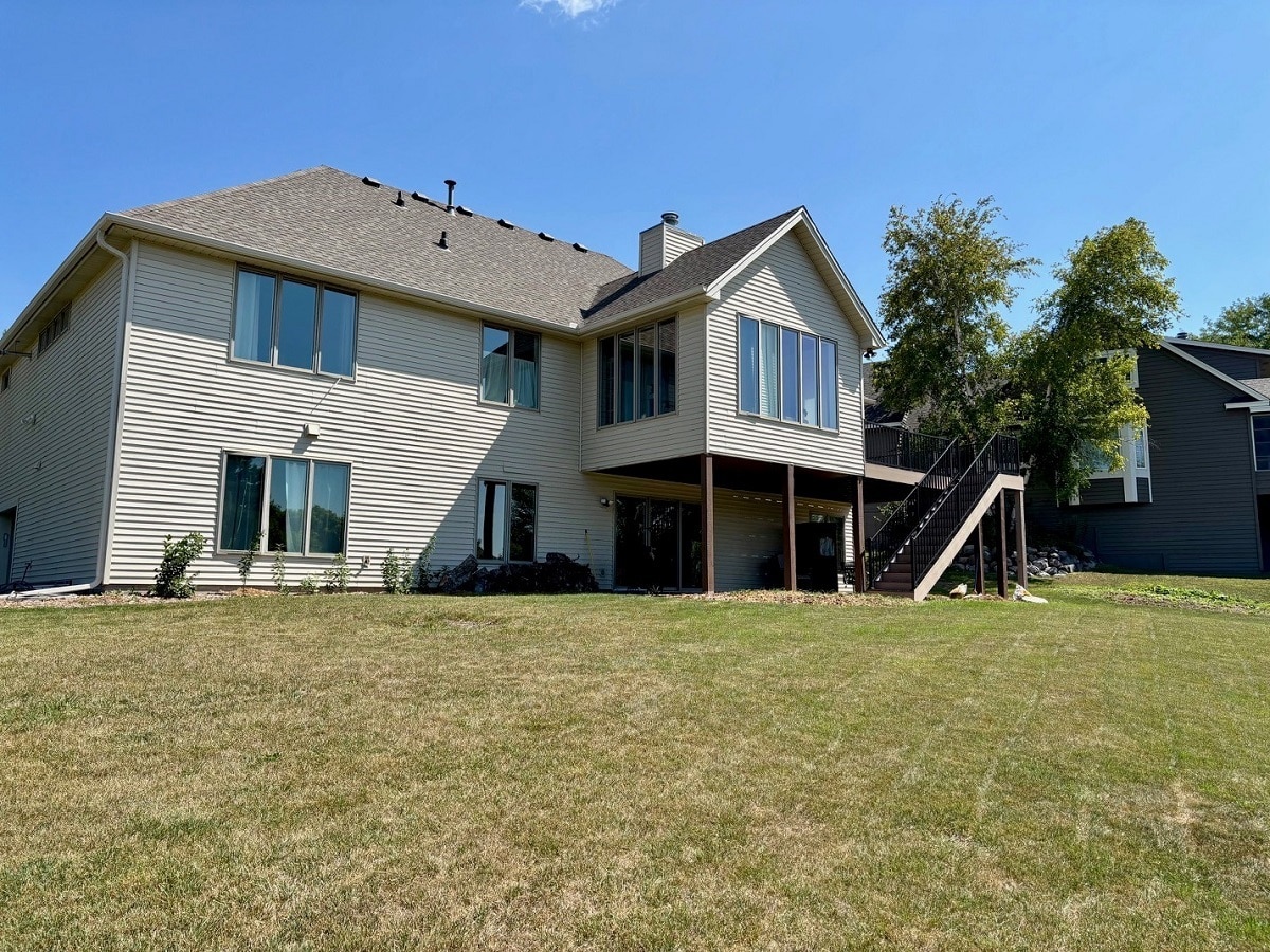 Building Photo - 2077 Woodstone Dr