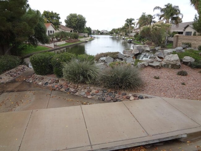 Building Photo - Ocotillo Lakes Upcoming Unit!