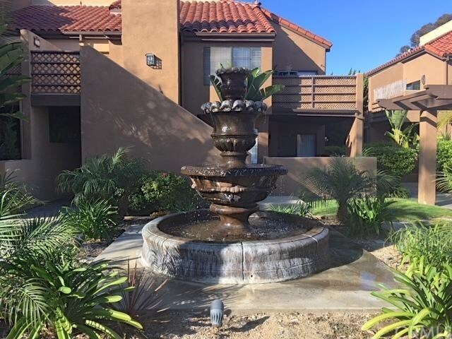 Building Photo - 305 Coral Reef Dr