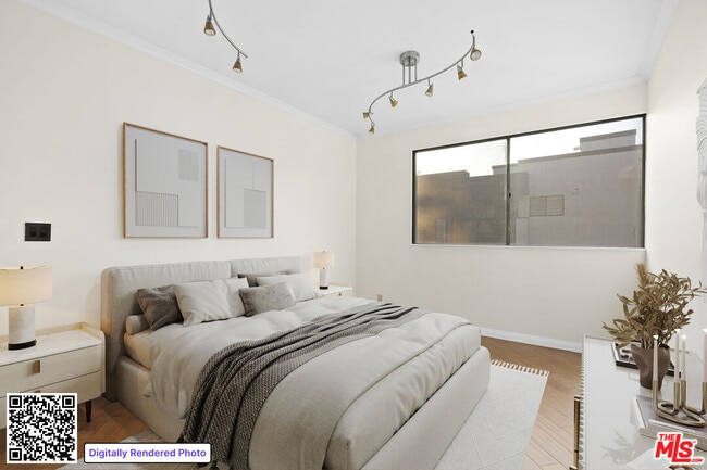 Building Photo - 325 N Oakhurst Dr