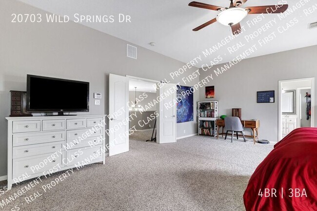 Building Photo - 20703 Wild Springs Dr
