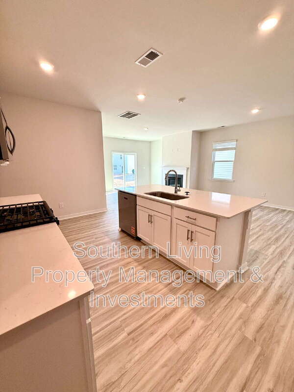 Building Photo - 12415 Lady Bell Dr