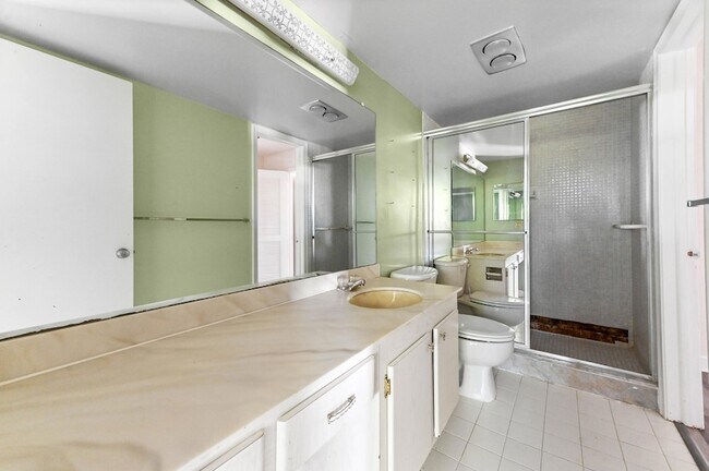 Building Photo - 4080 Tivoli Ct