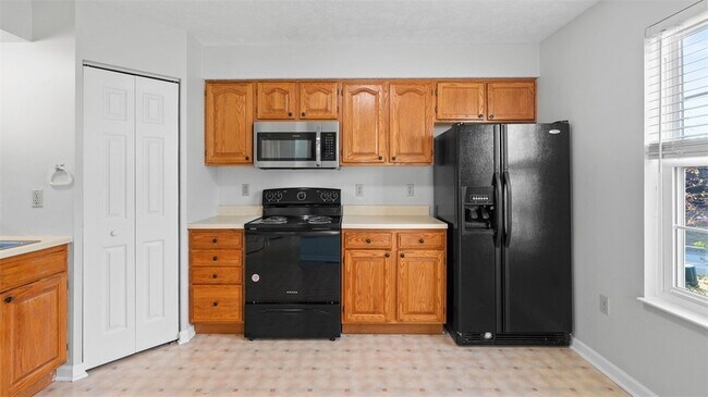 Building Photo - 602 Cassandra Dr