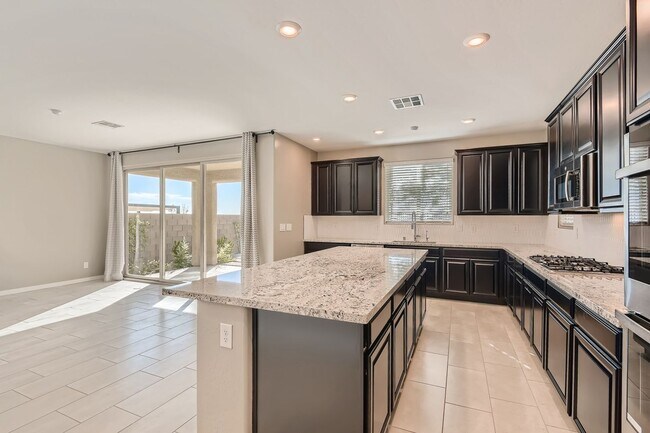 Building Photo - Brand New Summerlin Home w/ Strip Views!