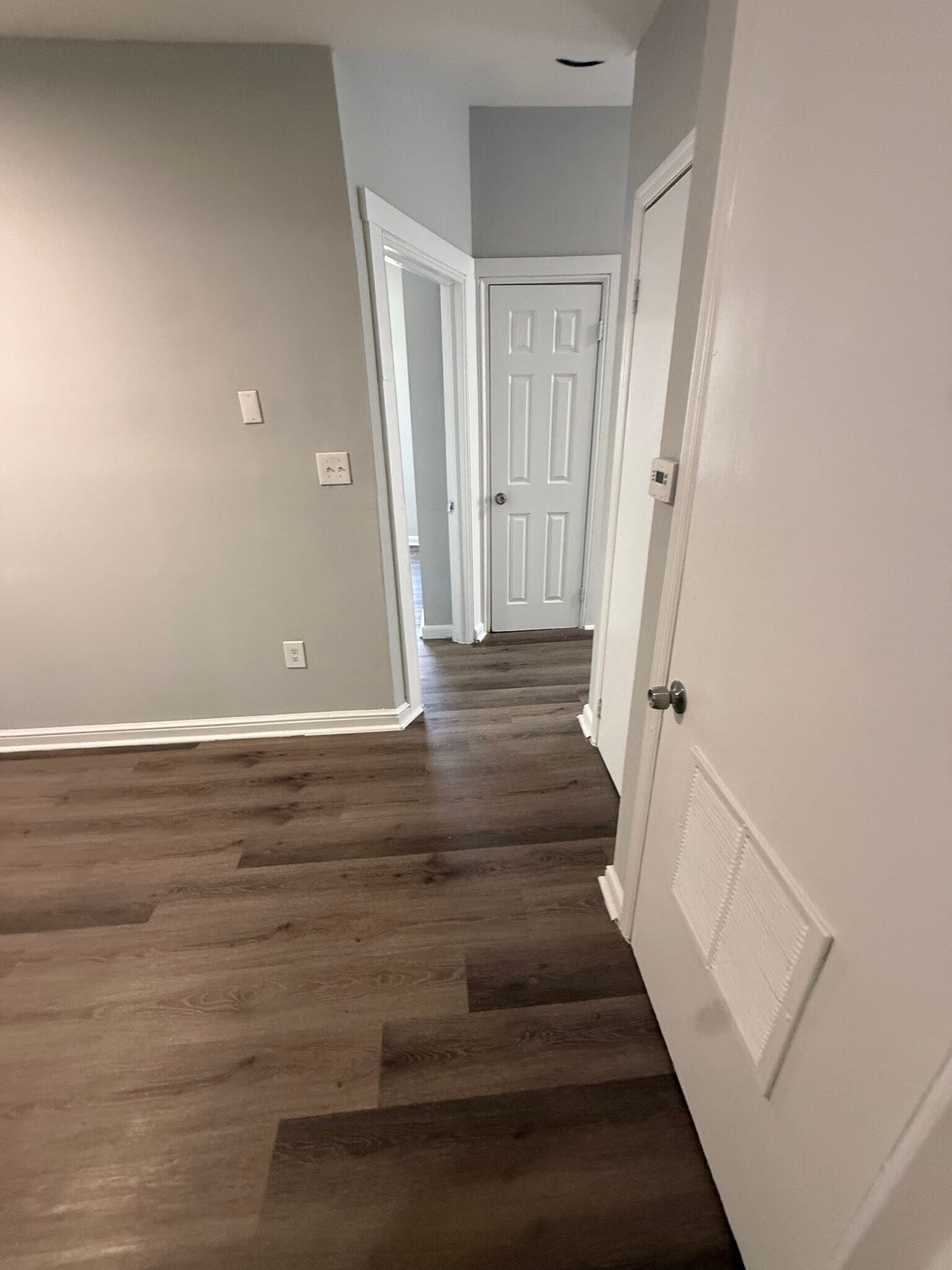 Building Photo - 71-73-73 N Main St