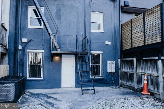 Building Photo - 2511 Madison Ave