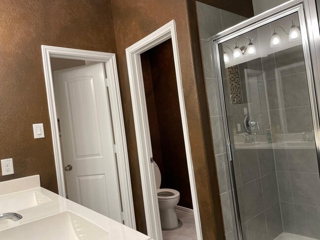 Building Photo - 3322 Harvest Meadow Ln