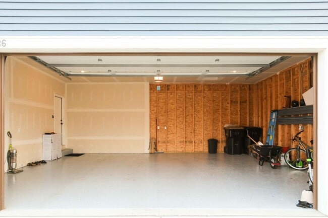 Building Photo - 986 Clover Lane, Deforest WI 53532