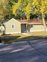 Building Photo - 325 3rd Ave SW