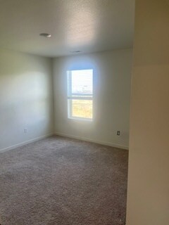 Building Photo - 508 Ledge St