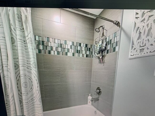 Building Photo - Fed Hill Luxury Townhome  ROOFTOP DECKS!