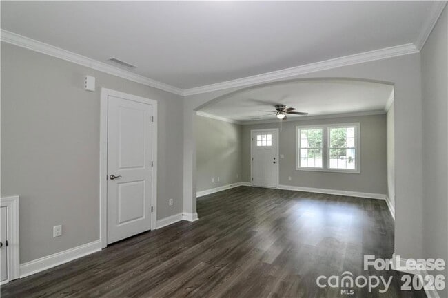 Building Photo - 3971 Newhall Dr NW