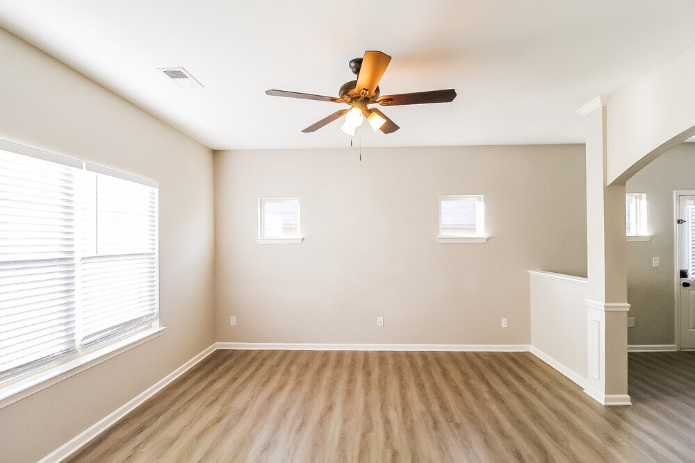 Building Photo - 706 Galveston Way