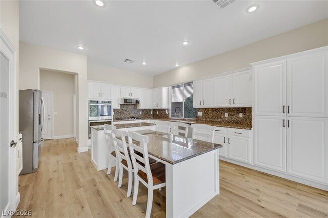 Building Photo - 9934 Wonderful Day Dr