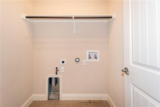 Building Photo - 6009 Wilcott Ct