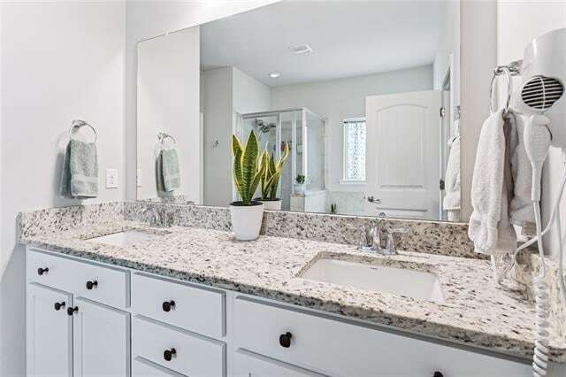 Building Photo - 1336 Shipyard Dr