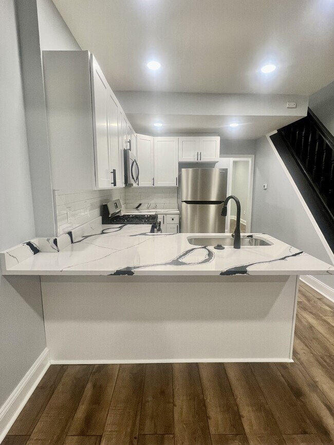 Building Photo - 2431 McElderry St