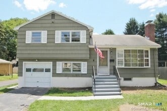 Building Photo - 101 Waller Rd