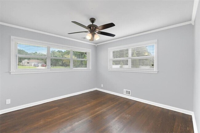 Building Photo - 2663 Forrest Rd