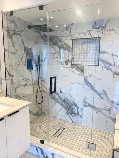 Building Photo - 3530 Mystic Pointe Dr