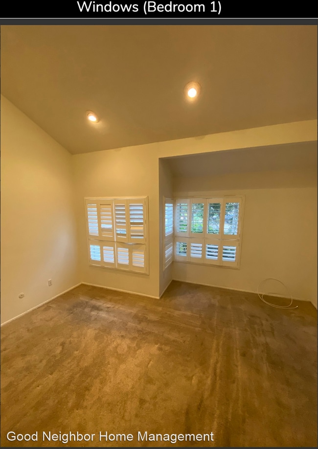 Building Photo - 4 br, 2.5 bath House - 3807 Via Escuda
