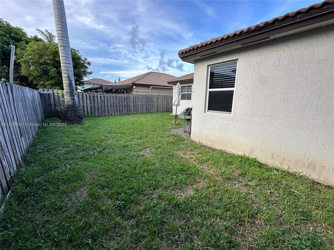 Building Photo - 25200 SW 119th Ave
