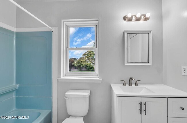 Building Photo - 101 Bristlecone Dr