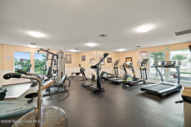 Building Photo - 221 Ocean Park Ln