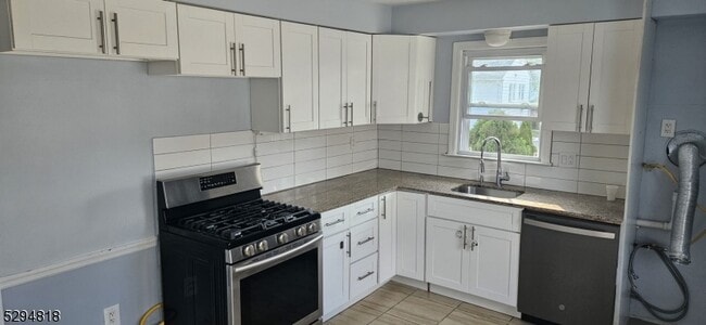 Building Photo - 1325 Woodruff Pl