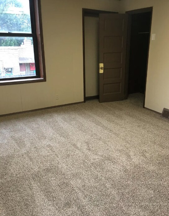 Building Photo - 3205 Arsenal St