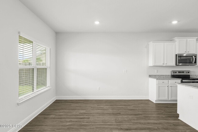 Building Photo - 464 Eagle Lake Wy