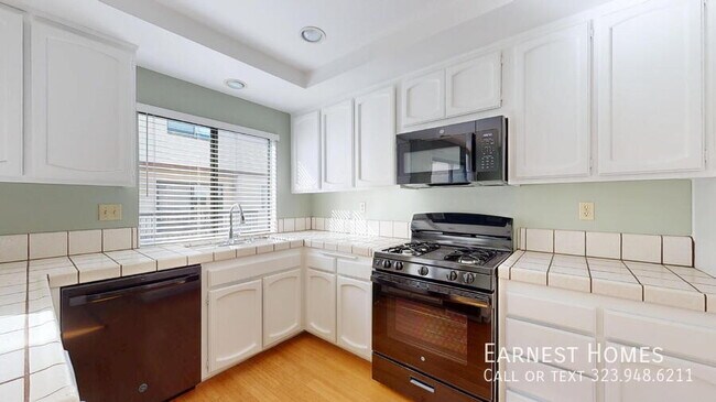 Building Photo - 22525 Sherman Way