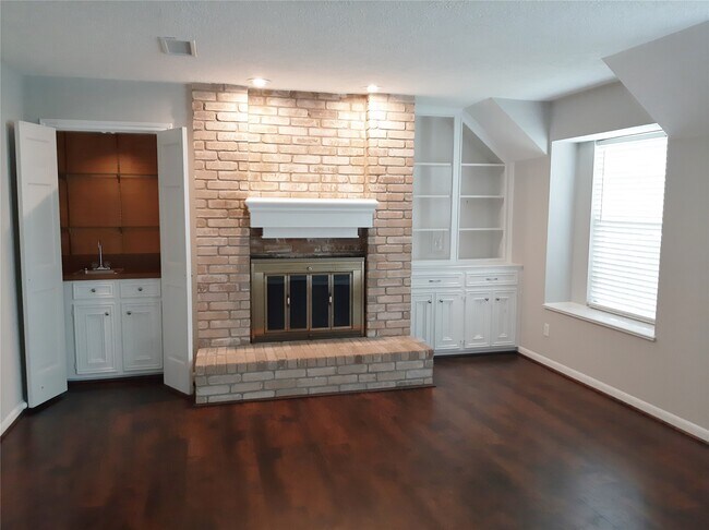Building Photo - 1706 Calveryman Ln