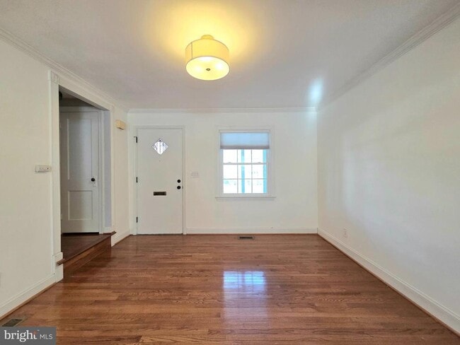 Building Photo - 2344 Hunter Pl SE