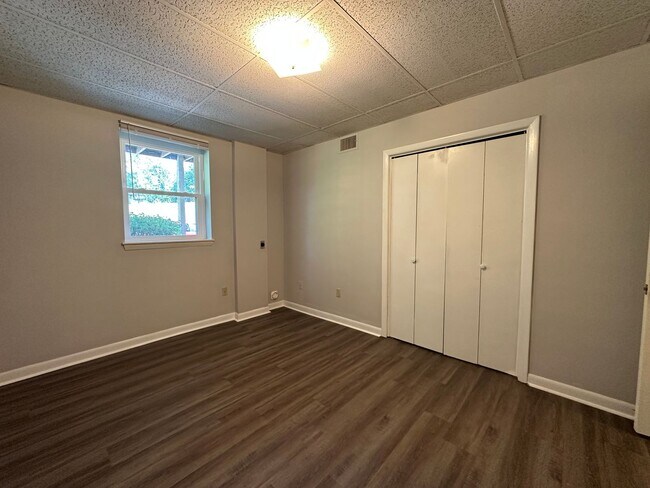 Building Photo - 3157 Tiffany Ct