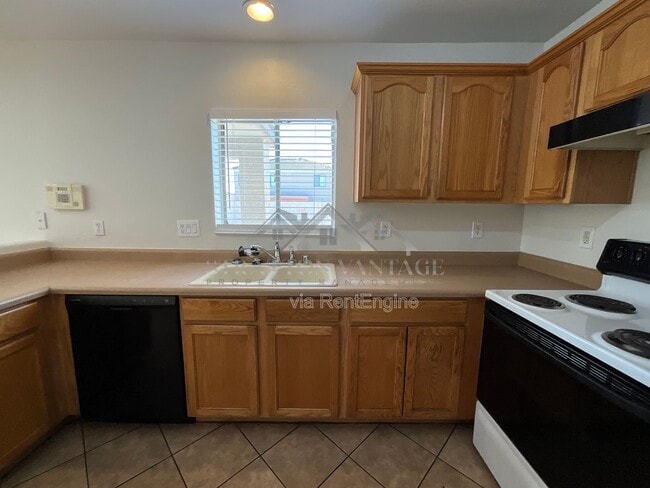 Building Photo - 12405 W Scotts Dr