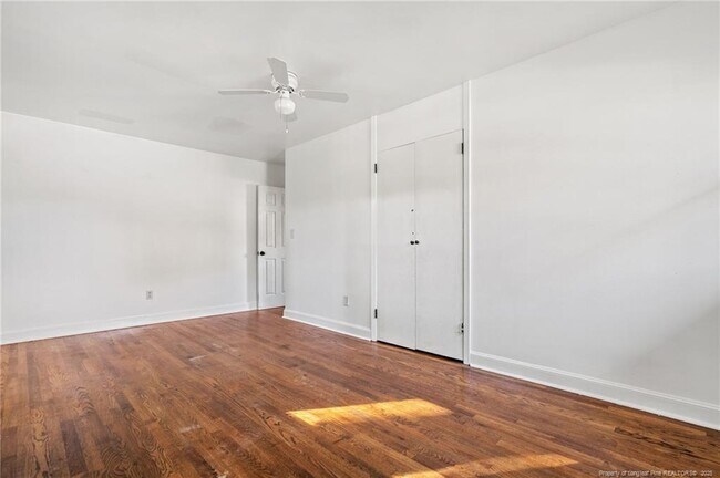 Building Photo - 1805 Catawba St