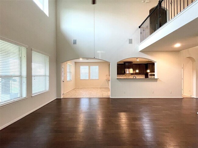 Building Photo - 5366 Blue Mountain Ln